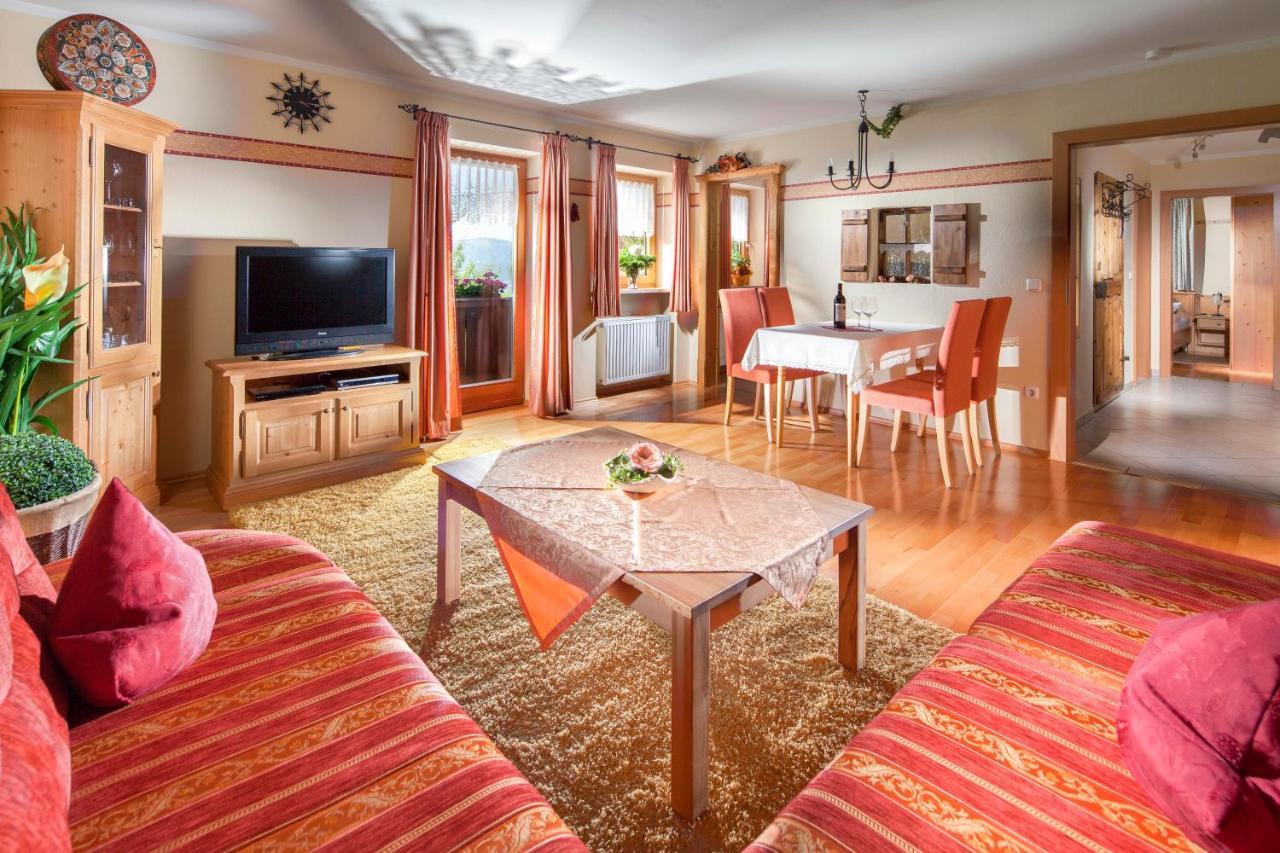 Ferienwohnungen Gaestehaus Laercheck Μπερχτεσγκάντεν Εξωτερικό φωτογραφία